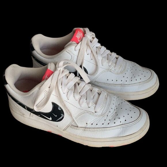 Nike | Women’s Court Vision Low White Sneakers Athletic Shoes - Picture 1 of 12